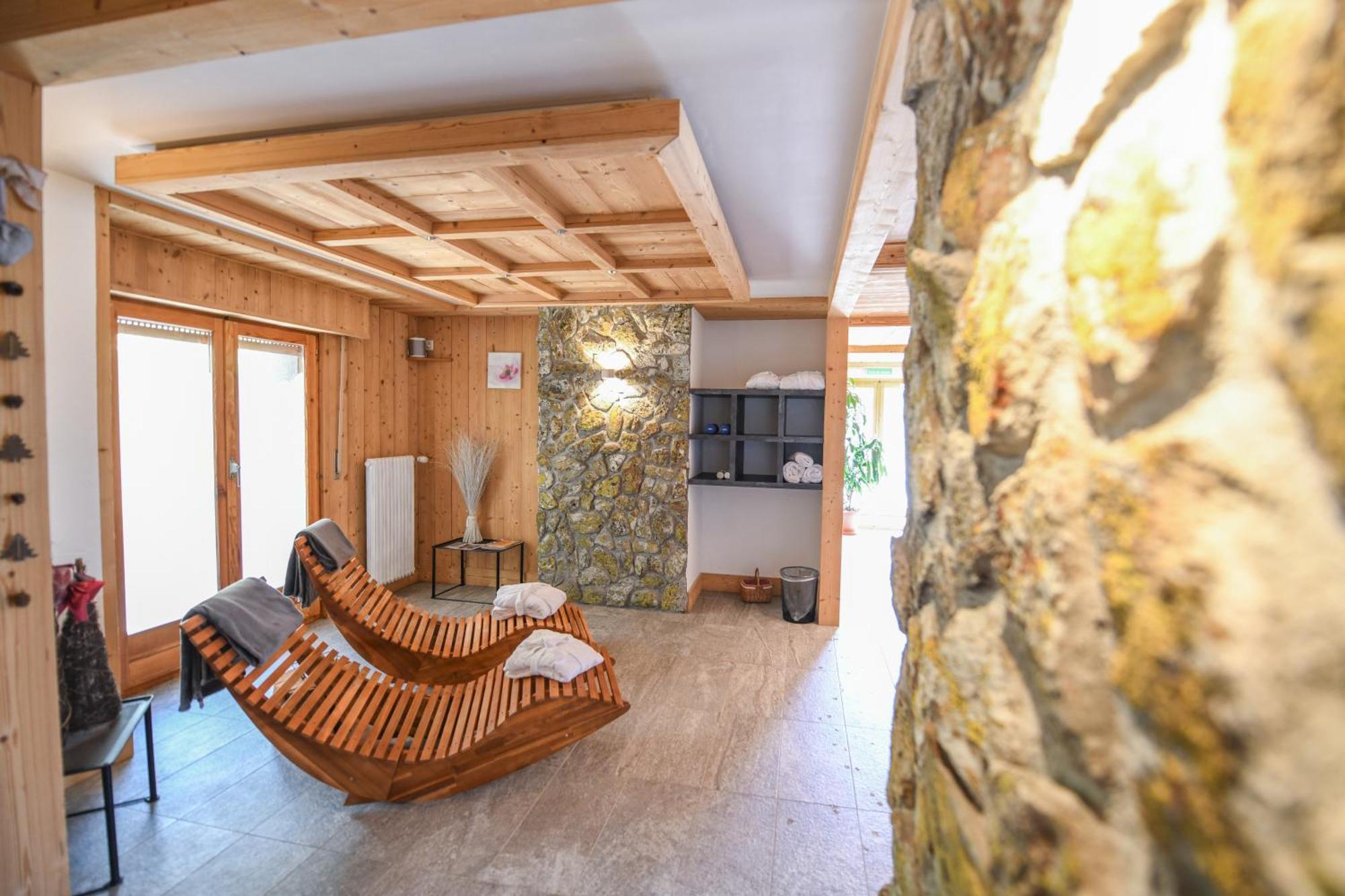Hotel Le Beausite Saint-Luc Exteriör bild